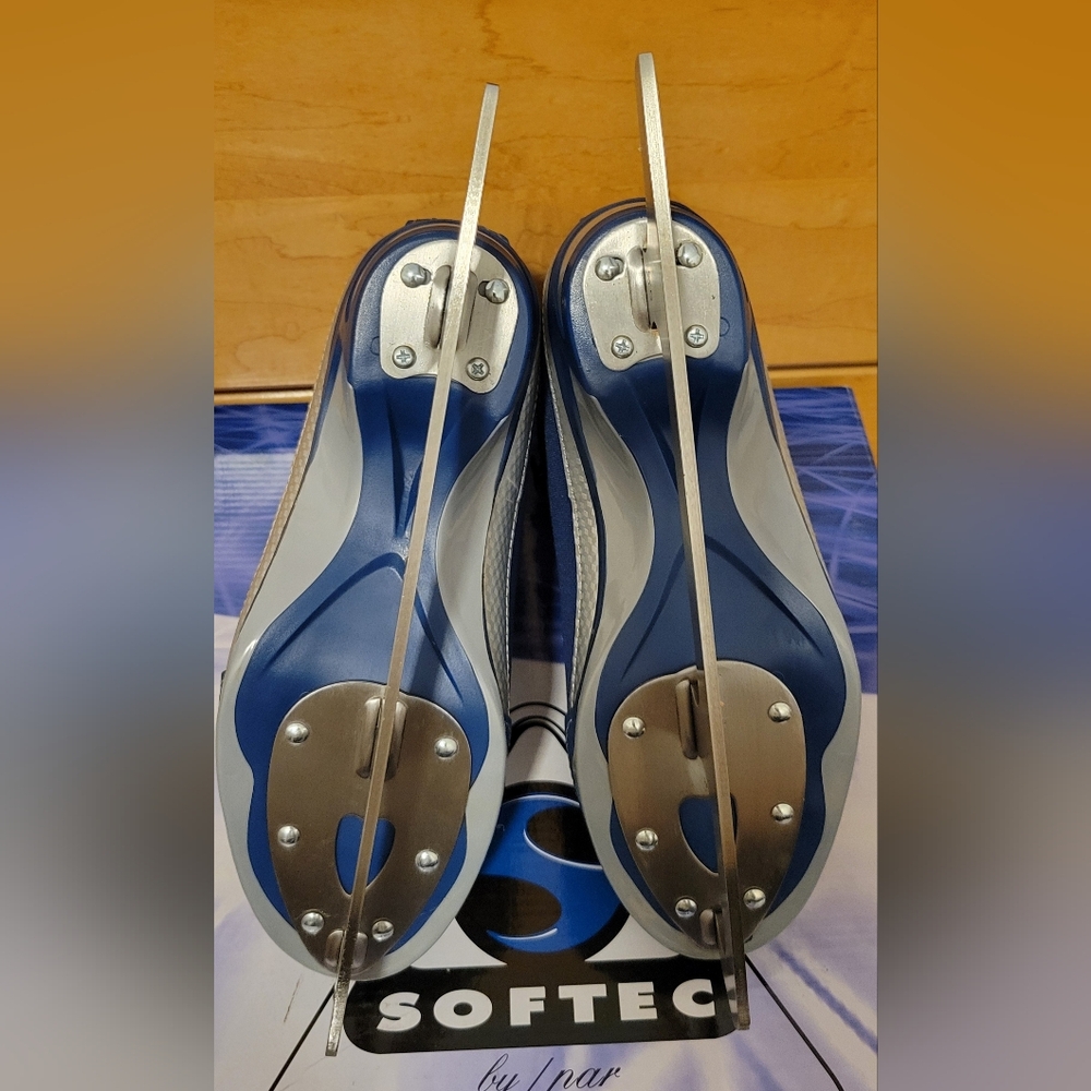 mark. Blue and Gray Ice Skates - Picture 7 of 9
